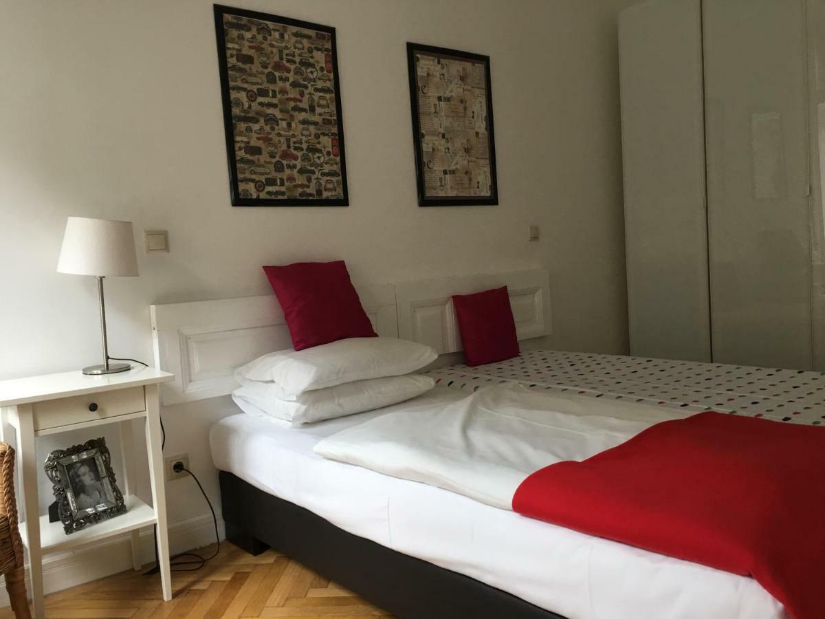 Appartement Urban Haven - 3 Beds, 3 Baths, Free Parking, Near Market